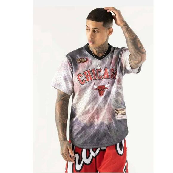 New Mitchell & Ness Chicago Bulls Tie-Dye Mesh Jersey Tee $100 Size Large Retro - Picture 6 of 6